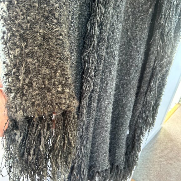 Long, open grey heather cardigan with fringe - Picture 7 of 9